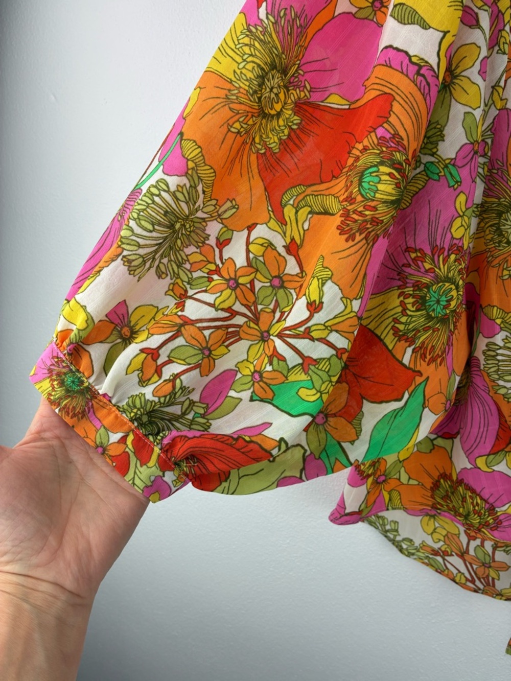 Rose + Olive Floral Tie Front Blouse Medium Bright Boho High Low Top M - Picture 3 of 7